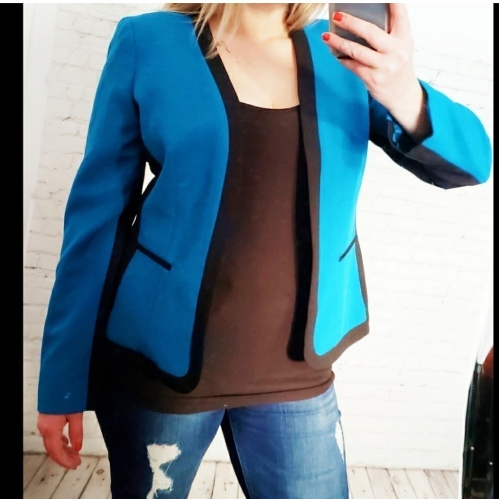 Jones Studio blue and black blazer